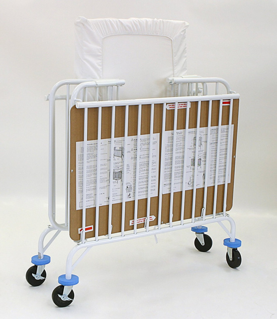 Deluxe Holiday Folding Metal Crib White 882